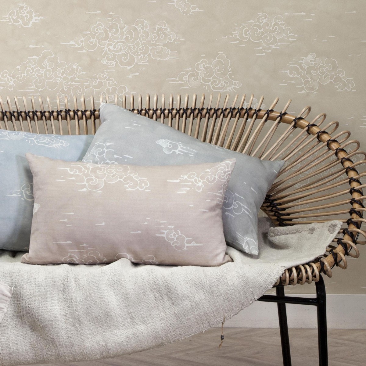 HALCYON in Mouse Grey